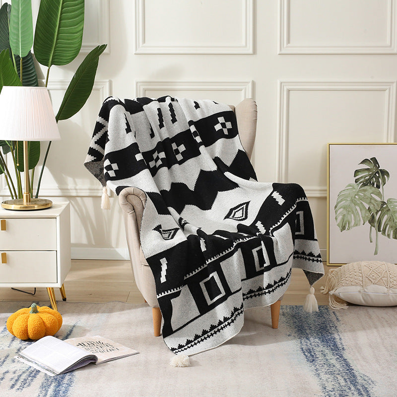 Nordic Style Luxury Knit Throw Blanket for Office Use